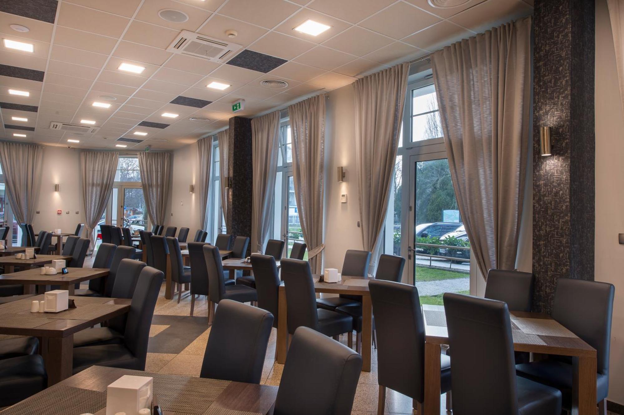 Aparthotel Baltic Spa Swinoujscie Ngoại thất bức ảnh